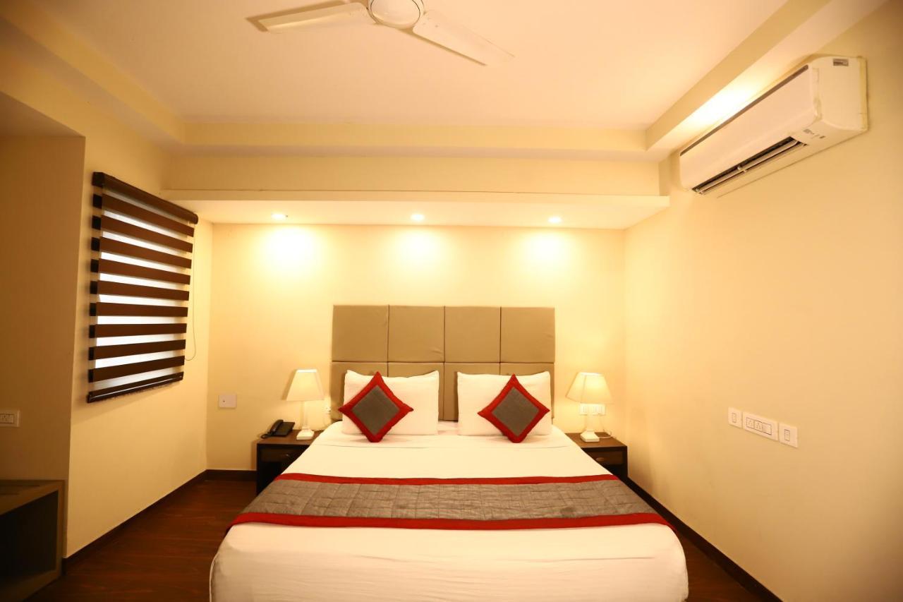 Hotel Azulo Inn Bhikaji Cama Place Delhi - Couple Friendly Local Ids Accepted New Delhi Eksteriør billede
