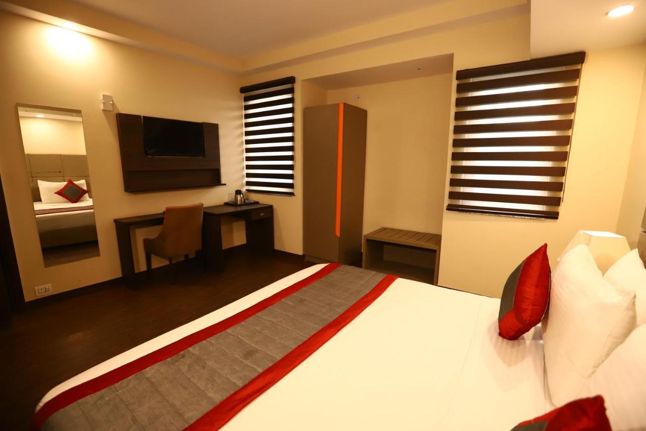 Hotel Azulo Inn Bhikaji Cama Place Delhi - Couple Friendly Local Ids Accepted New Delhi Eksteriør billede